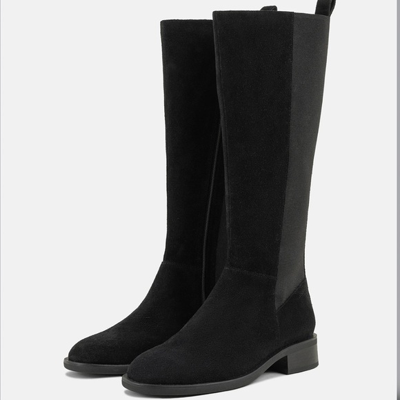 Shoes - Vagabond Sheila Suede boot 37